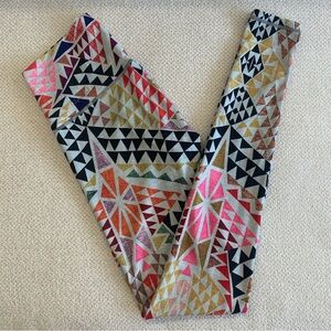 Niyama sol Kaleidoscope capri leggings